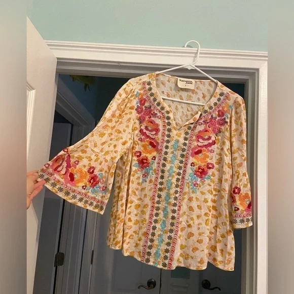 Savannah Jane Embroidery Floral Bell Sleeve Top - Picture 3 of 7